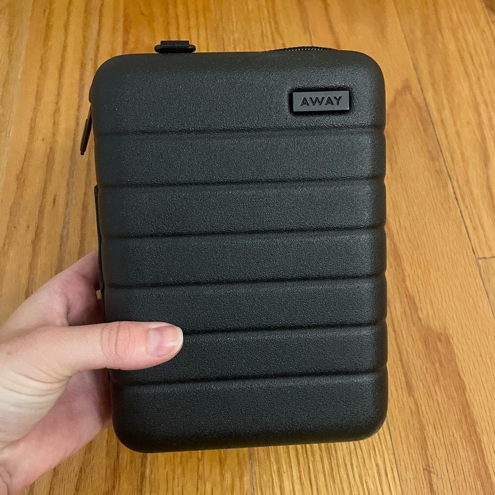 Away Travel Organizer